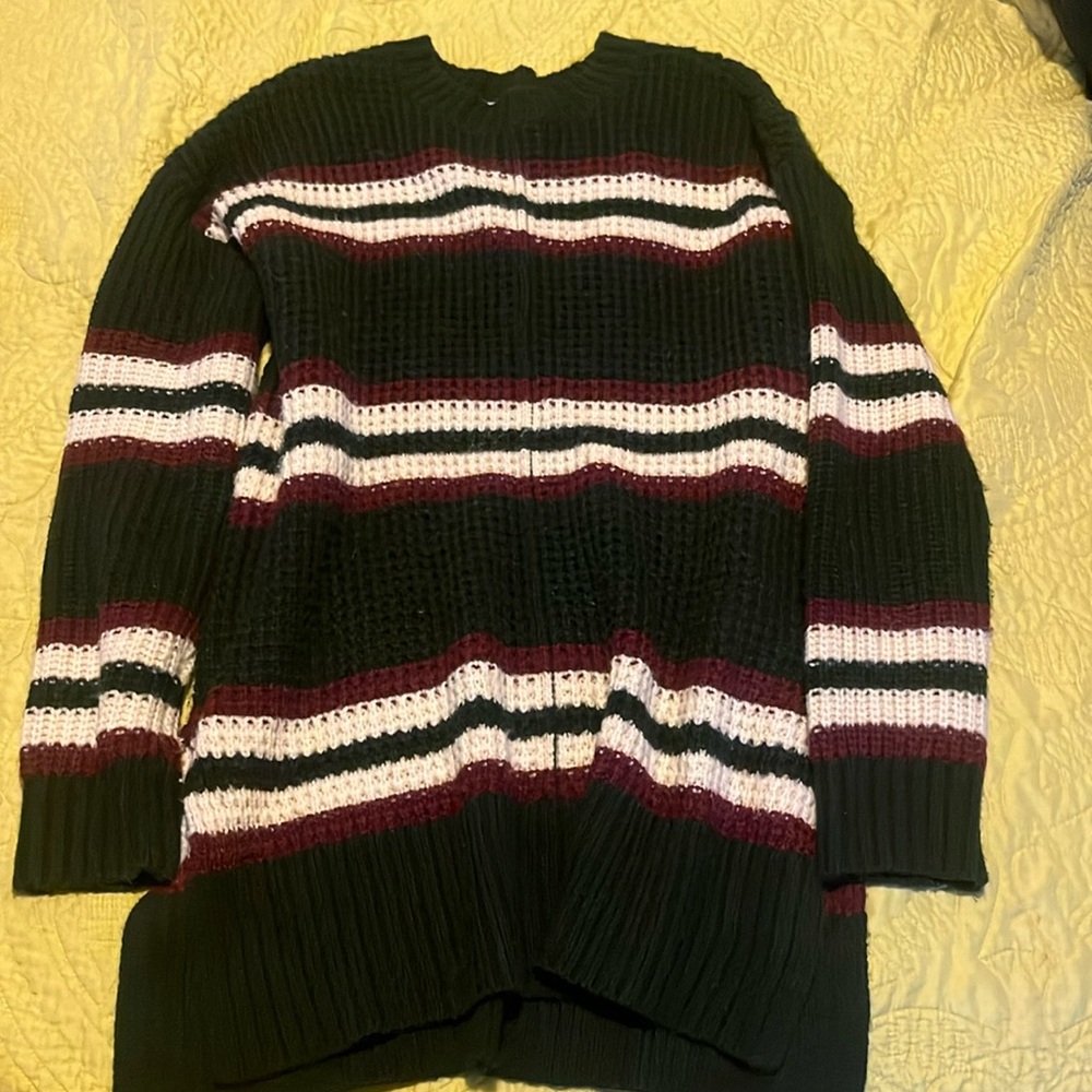 Two large Arizona Jean Co. sweaters